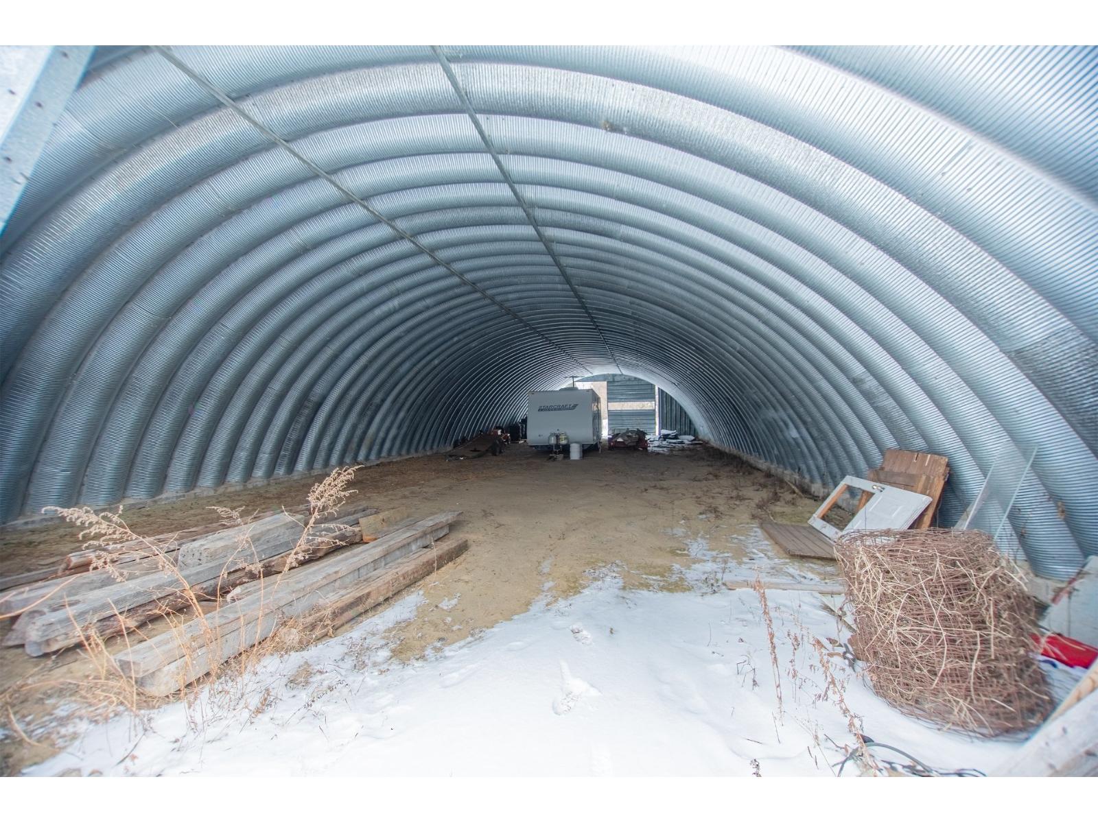 1050 4e Rang O. Property Photo 26