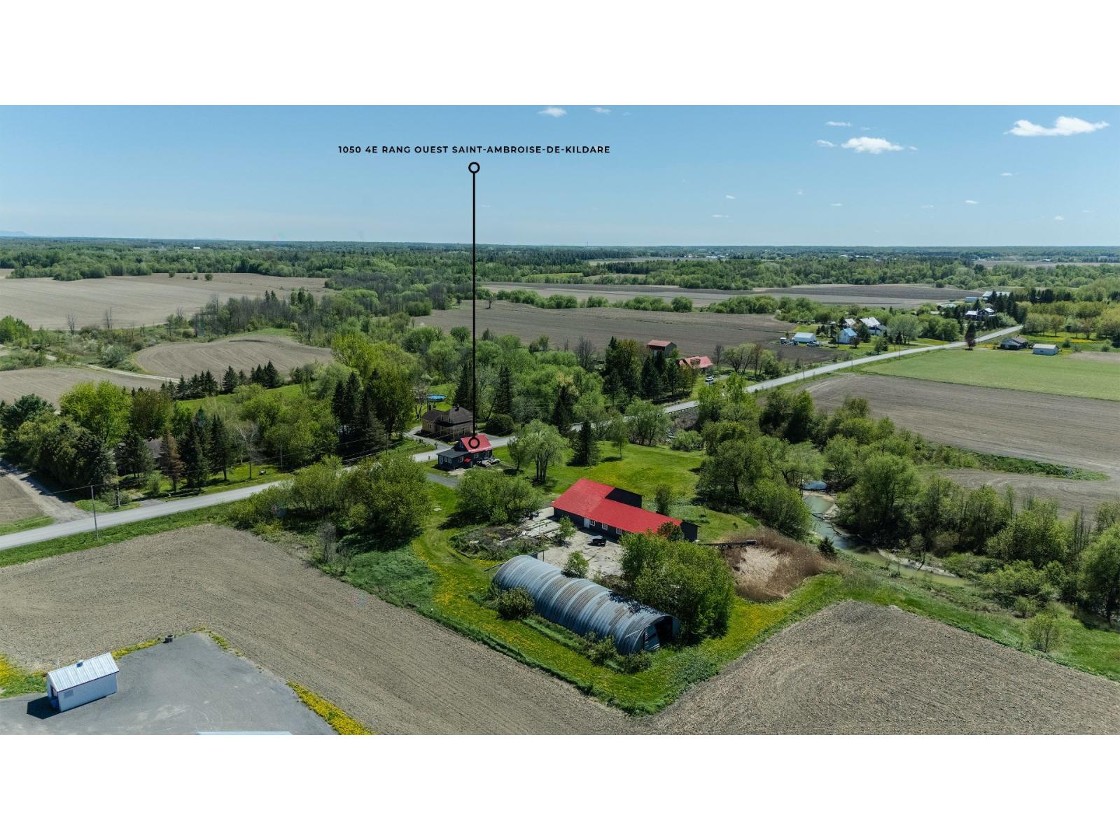 1050 4e Rang O. Property Photo 40