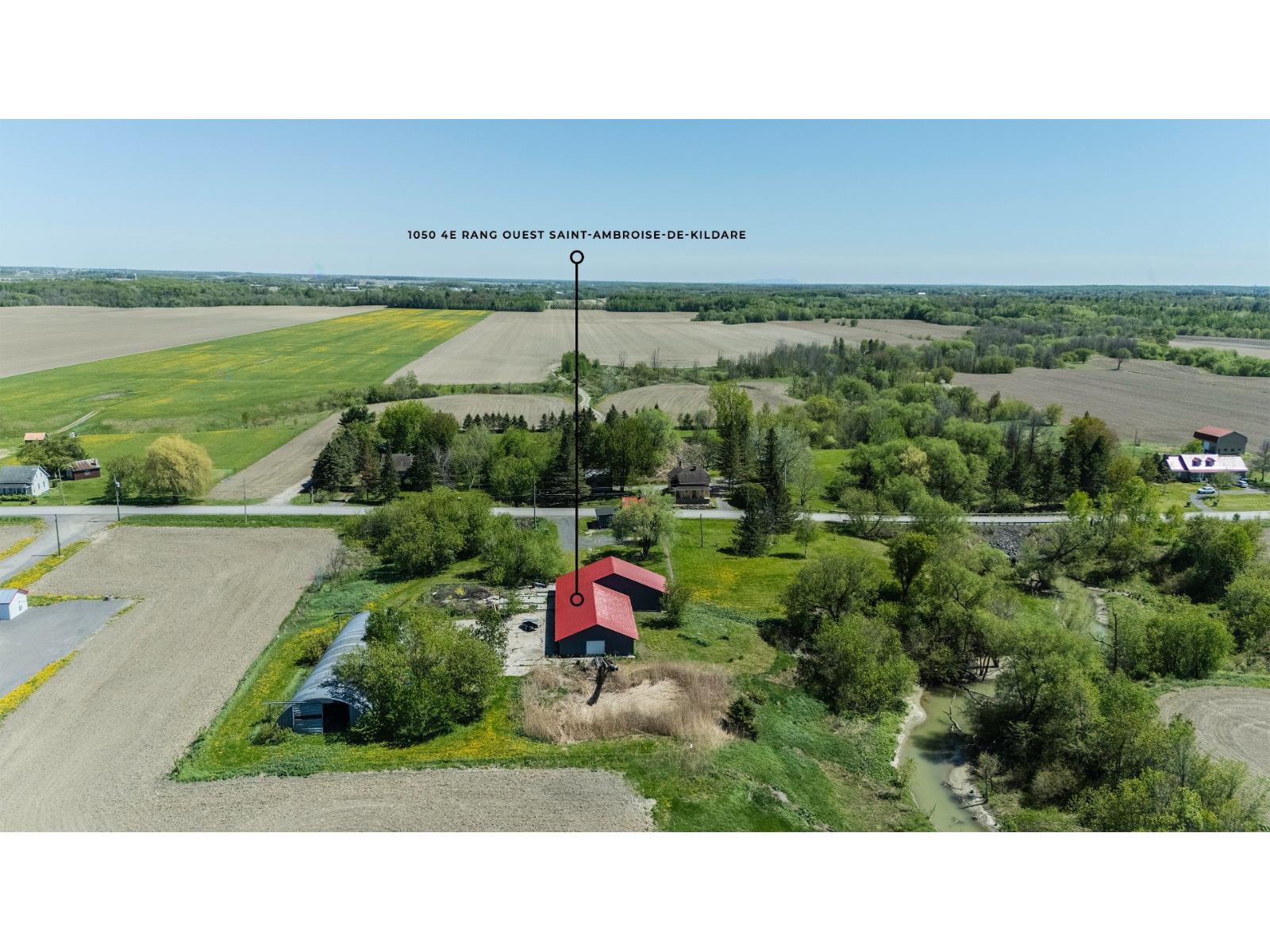 1050 4e Rang O. Property Photo 41