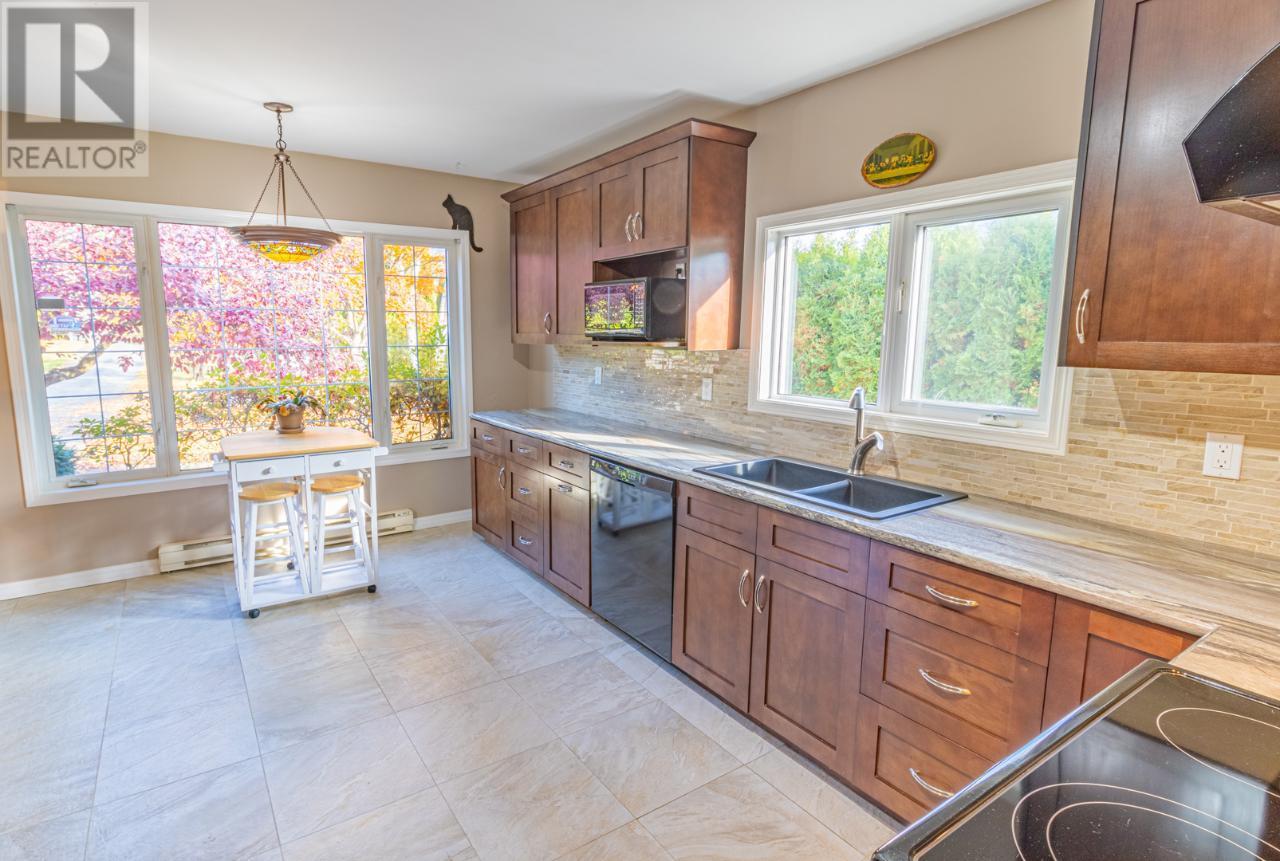 2819 Erickson Road Property Photo 17