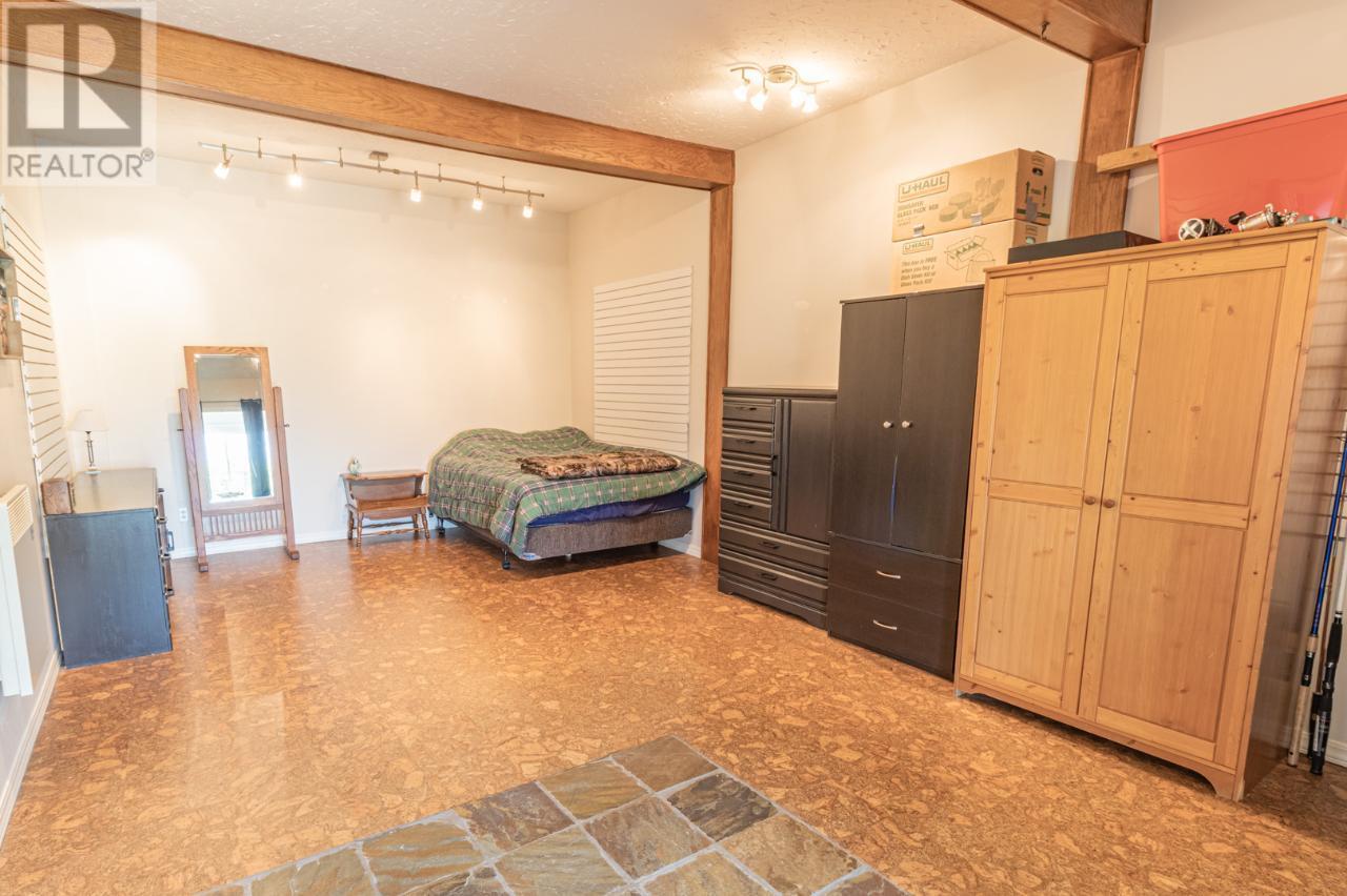 2819 Erickson Road Property Photo 40