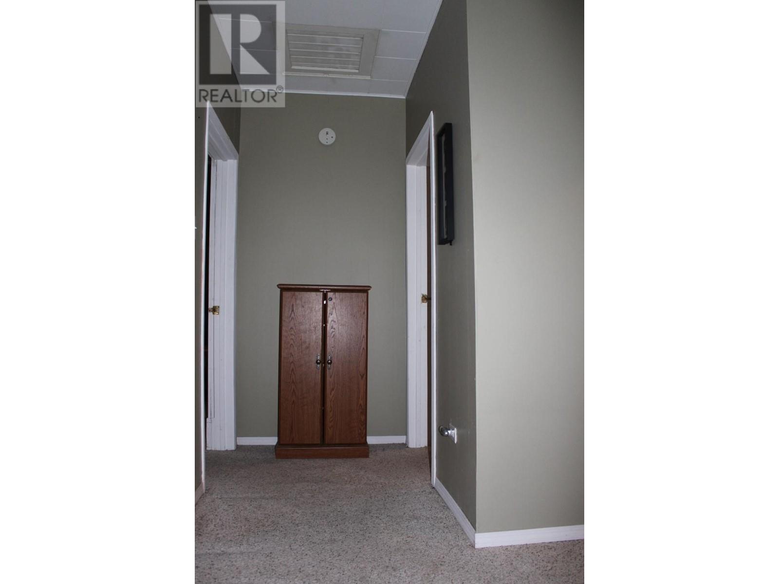 102 1st Avenue Property Photo 16