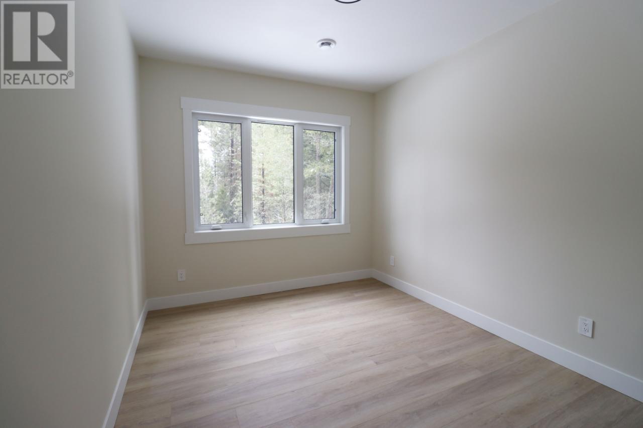 245 Prospect Drive Property Photo 41