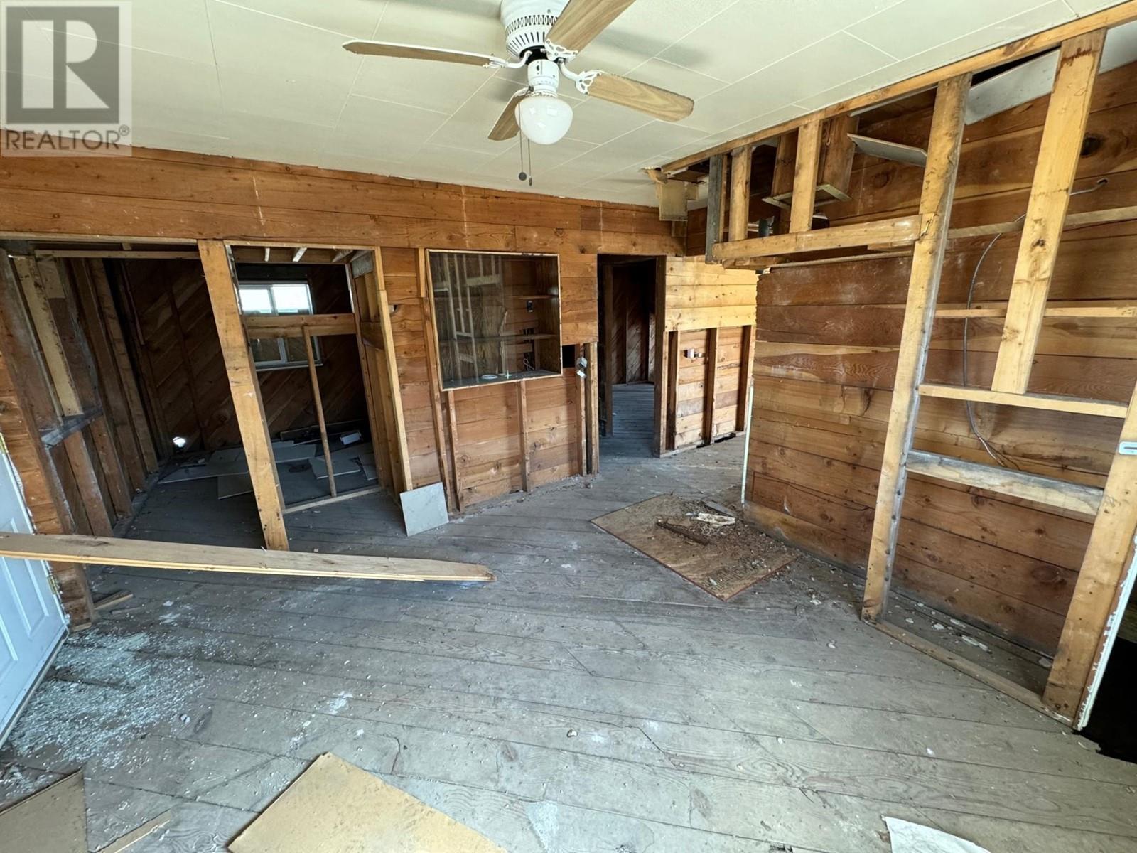 7085 22nd Street Property Photo 8
