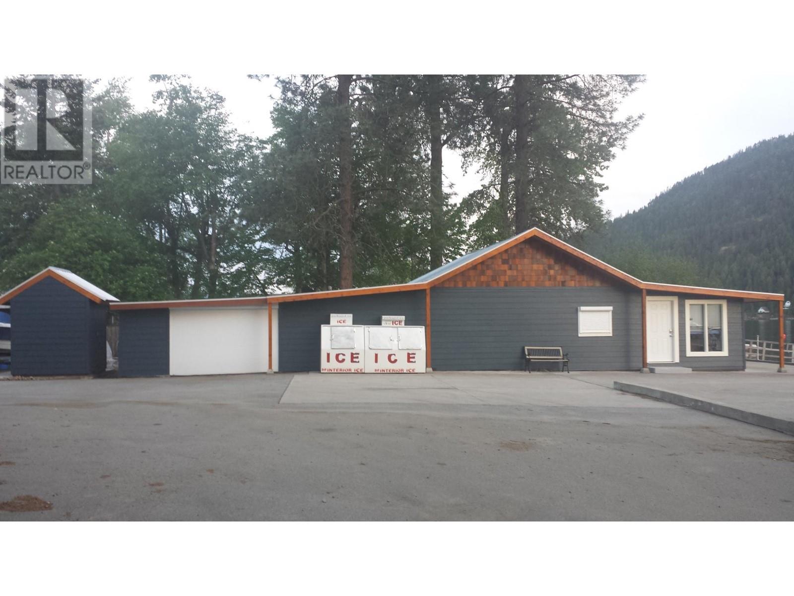 173 Larson Road Property Photo 3