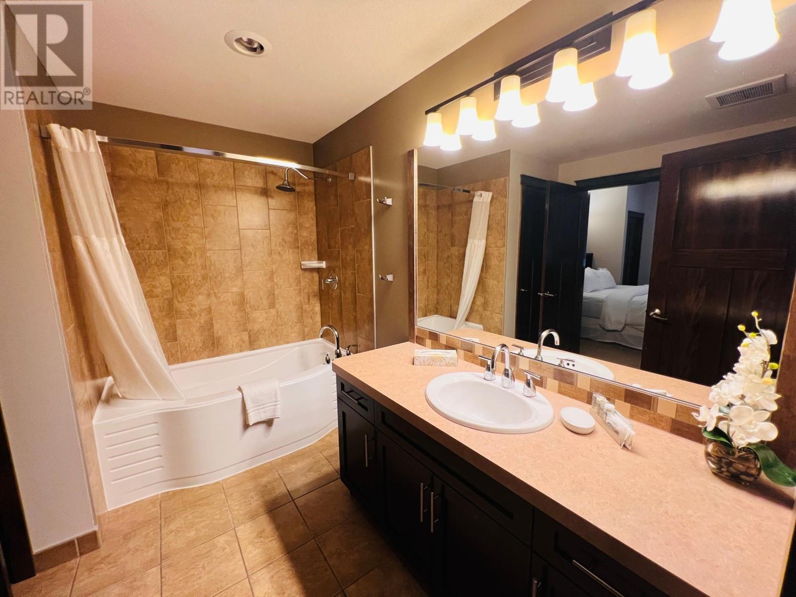 800 Bighorn Boulevard Unit# 822c Property Photo 28