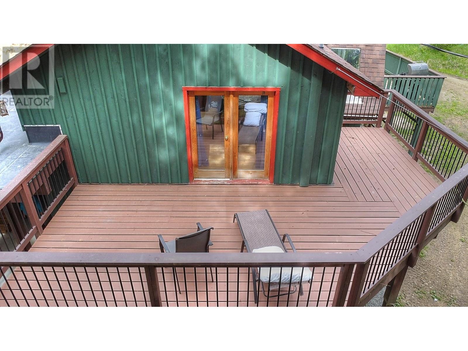 1608 Zwicky Road Property Photo 4