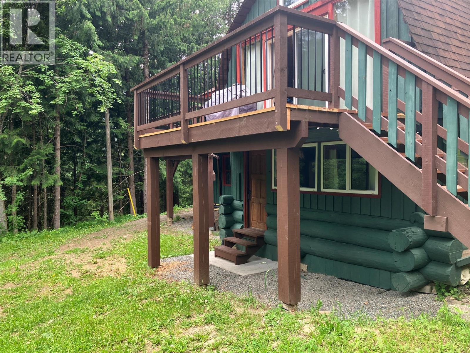 1608 Zwicky Road Property Photo 4