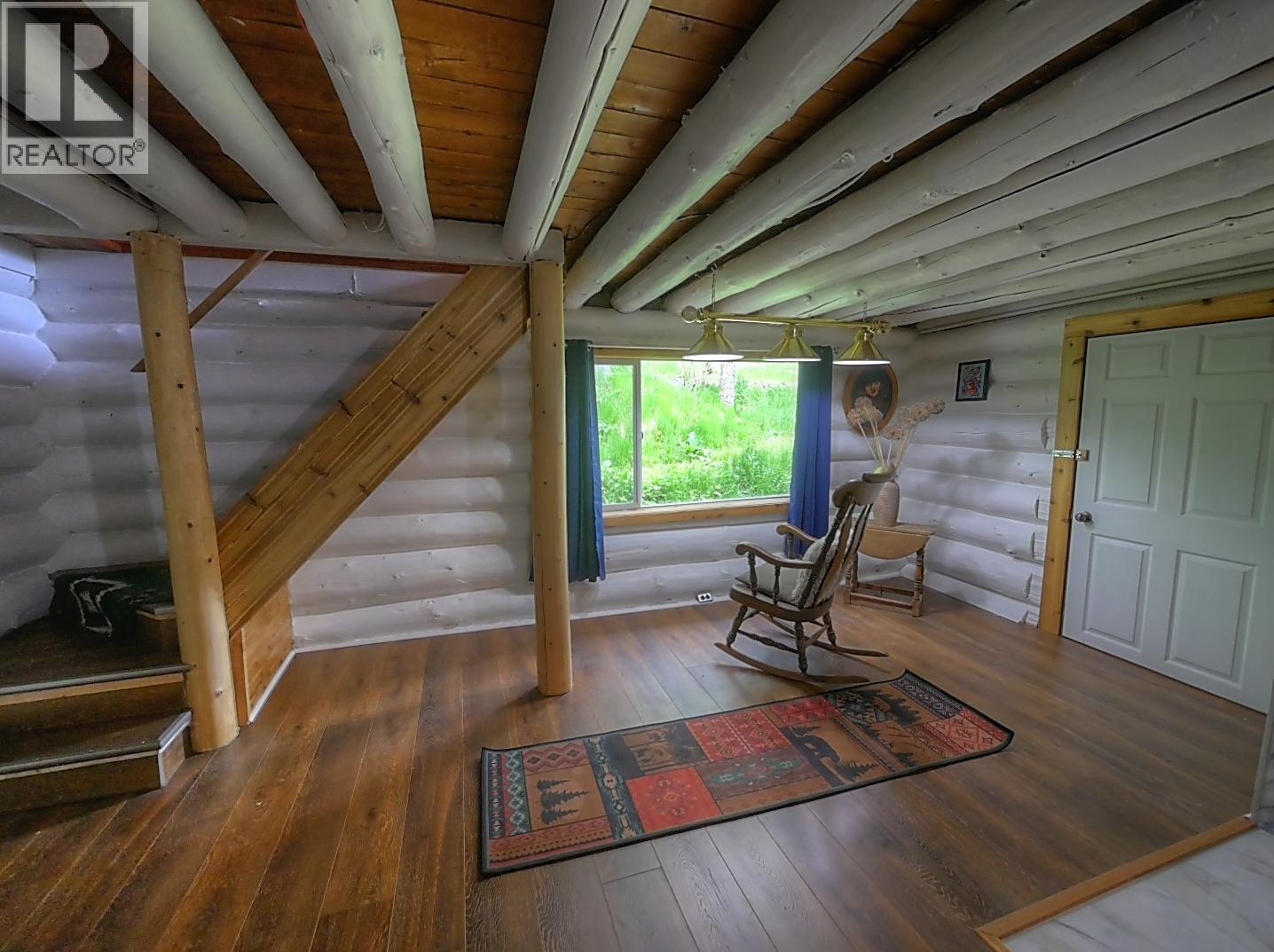 1608 Zwicky Road Property Photo 8
