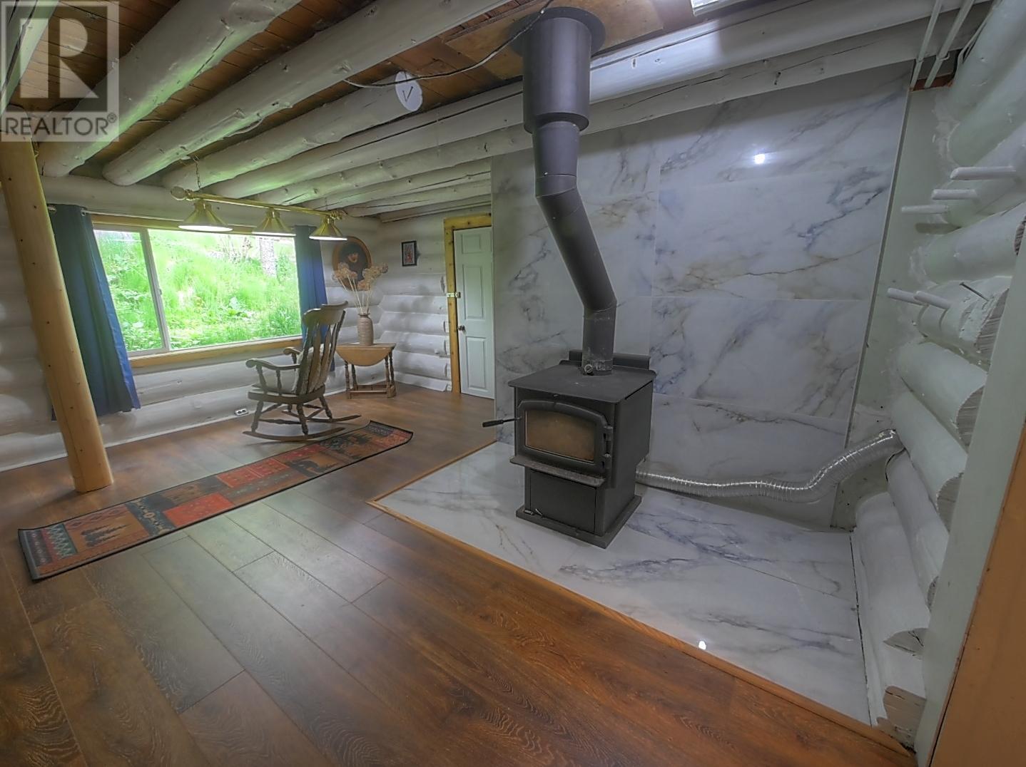 1608 Zwicky Road Property Photo 9
