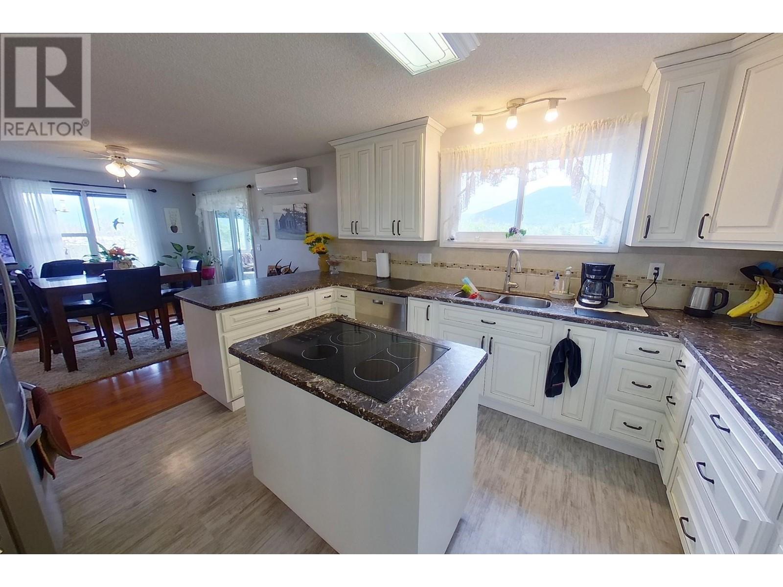3635 Phillips Road Property Photo 3