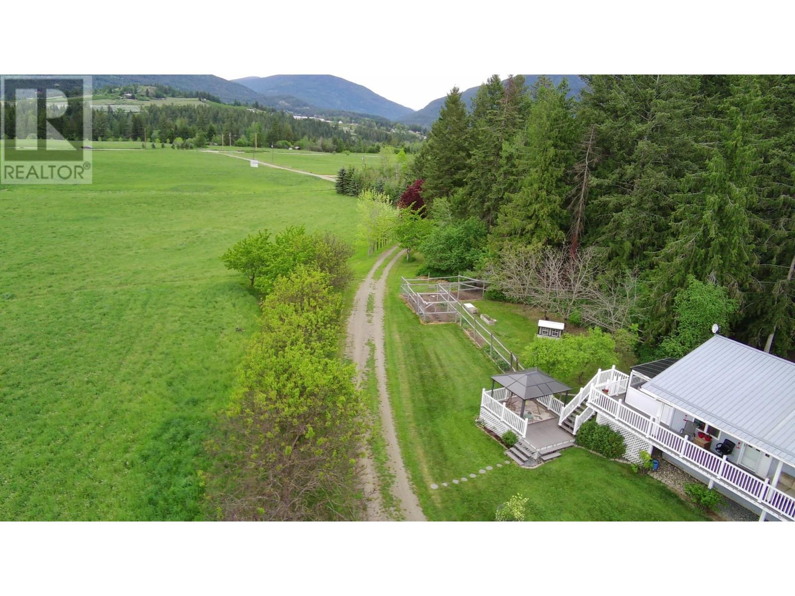 3635 Phillips Road Property Photo 32