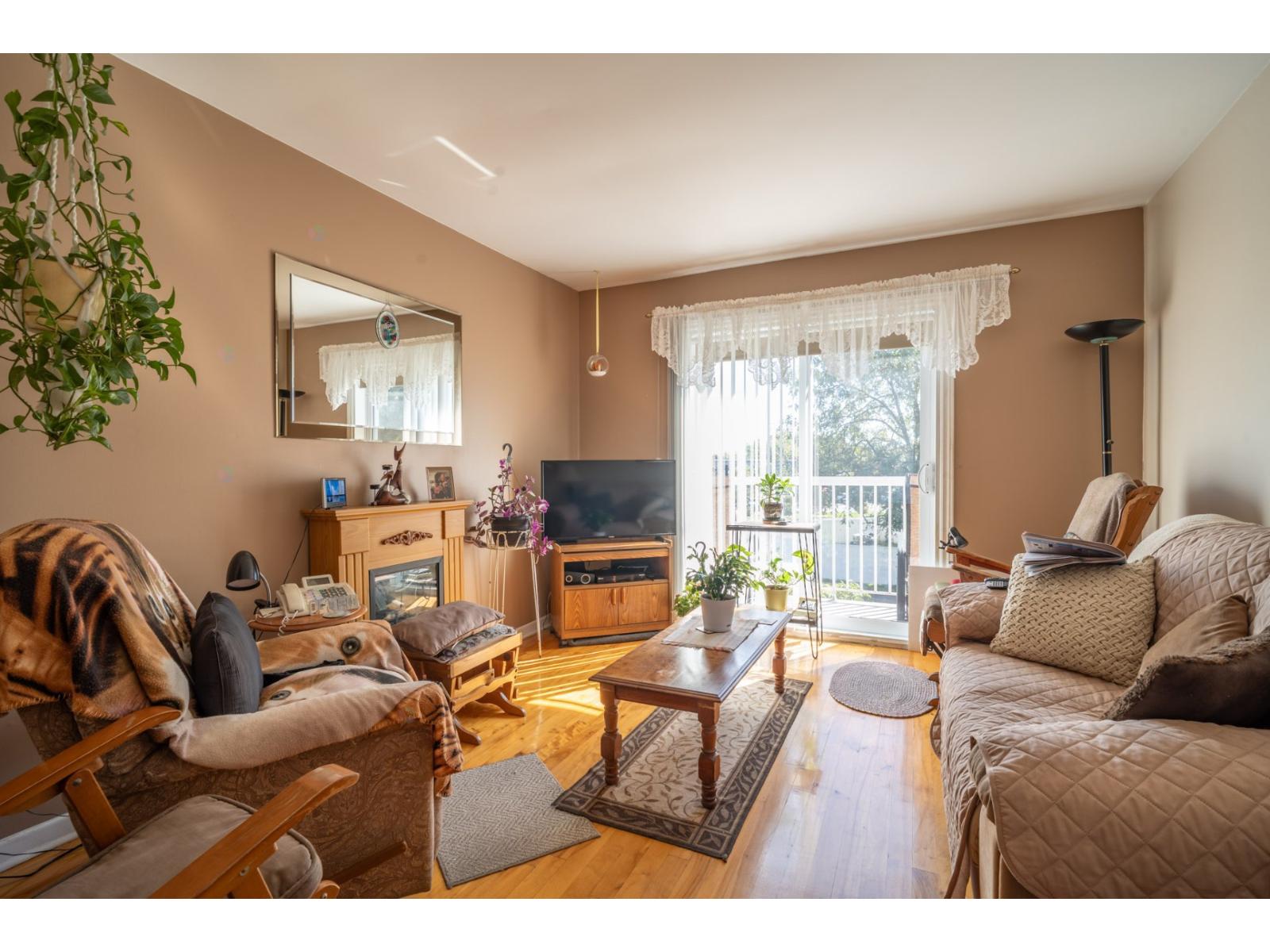 299 Rue Denonville Property Photo 39