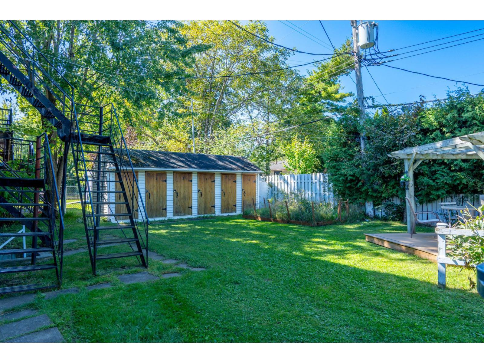 299 Rue Denonville Property Photo 49