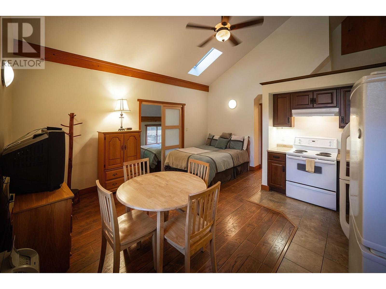 7924 Balfour Wharf Road Property Photo 31