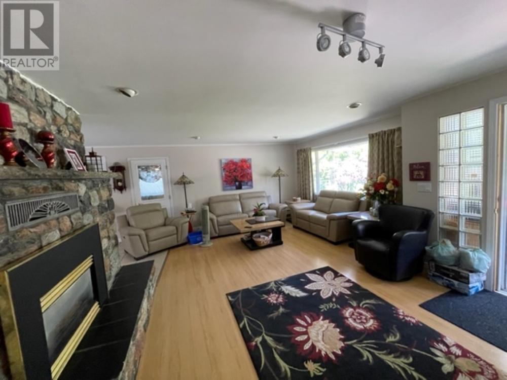 61 Kingsley Road Property Photo 16