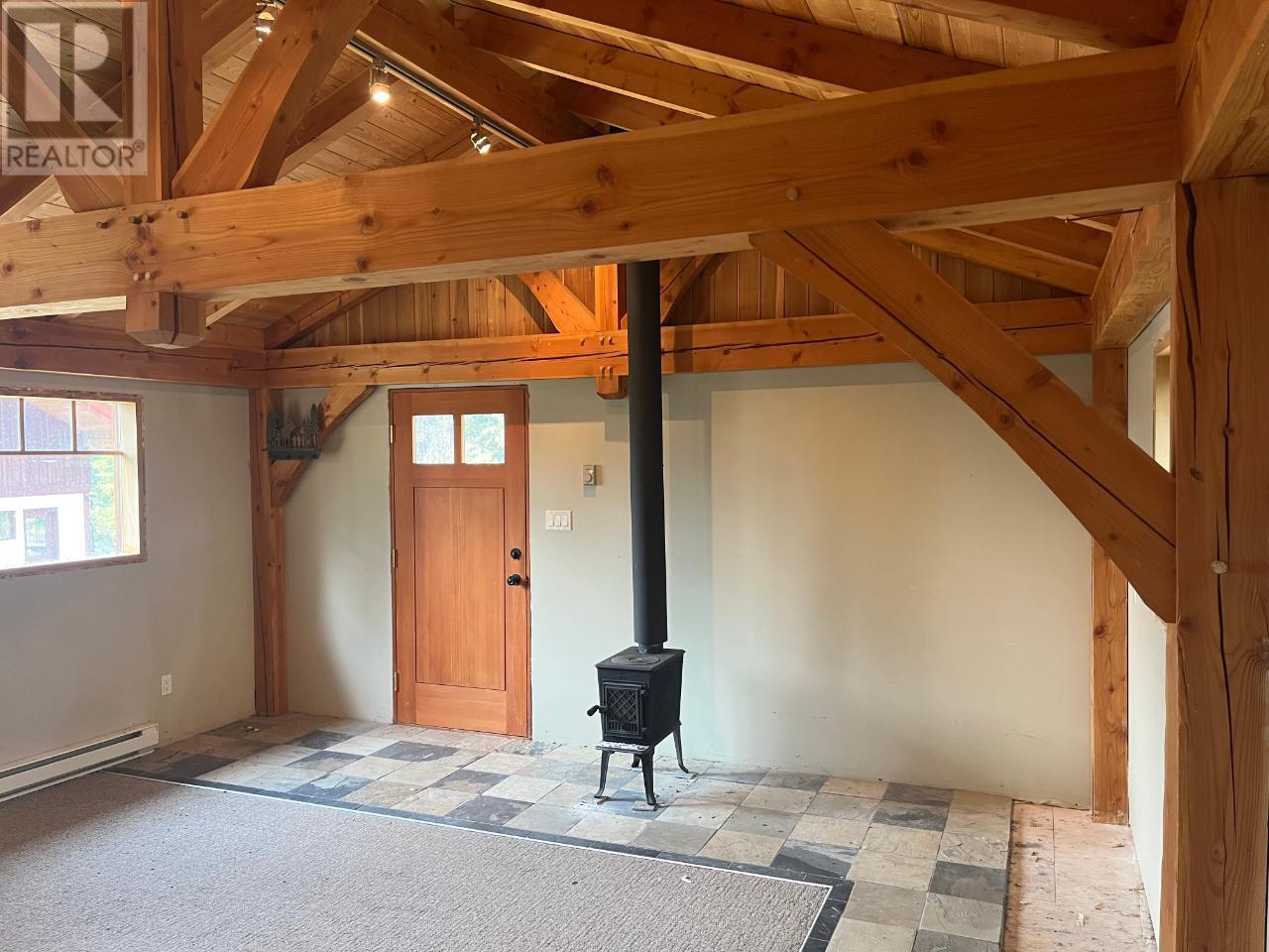 993 Oster Road Property Photo 14