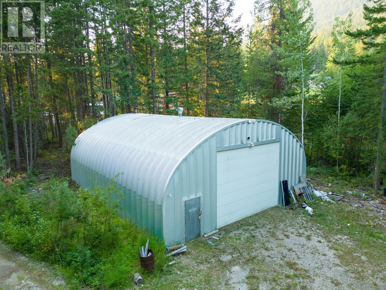 993 Oster Road Property Photo 17