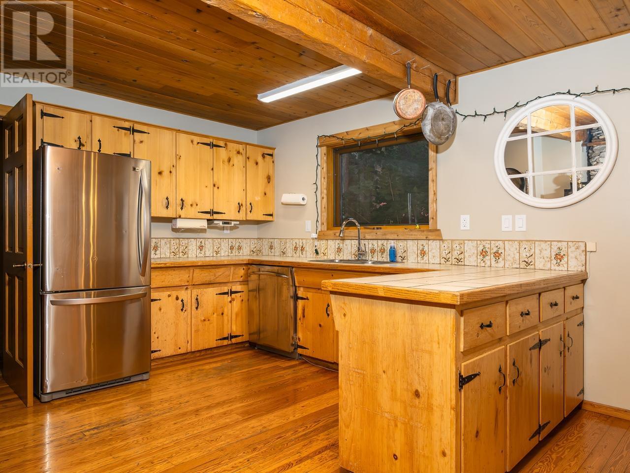 993 Oster Road Property Photo 24