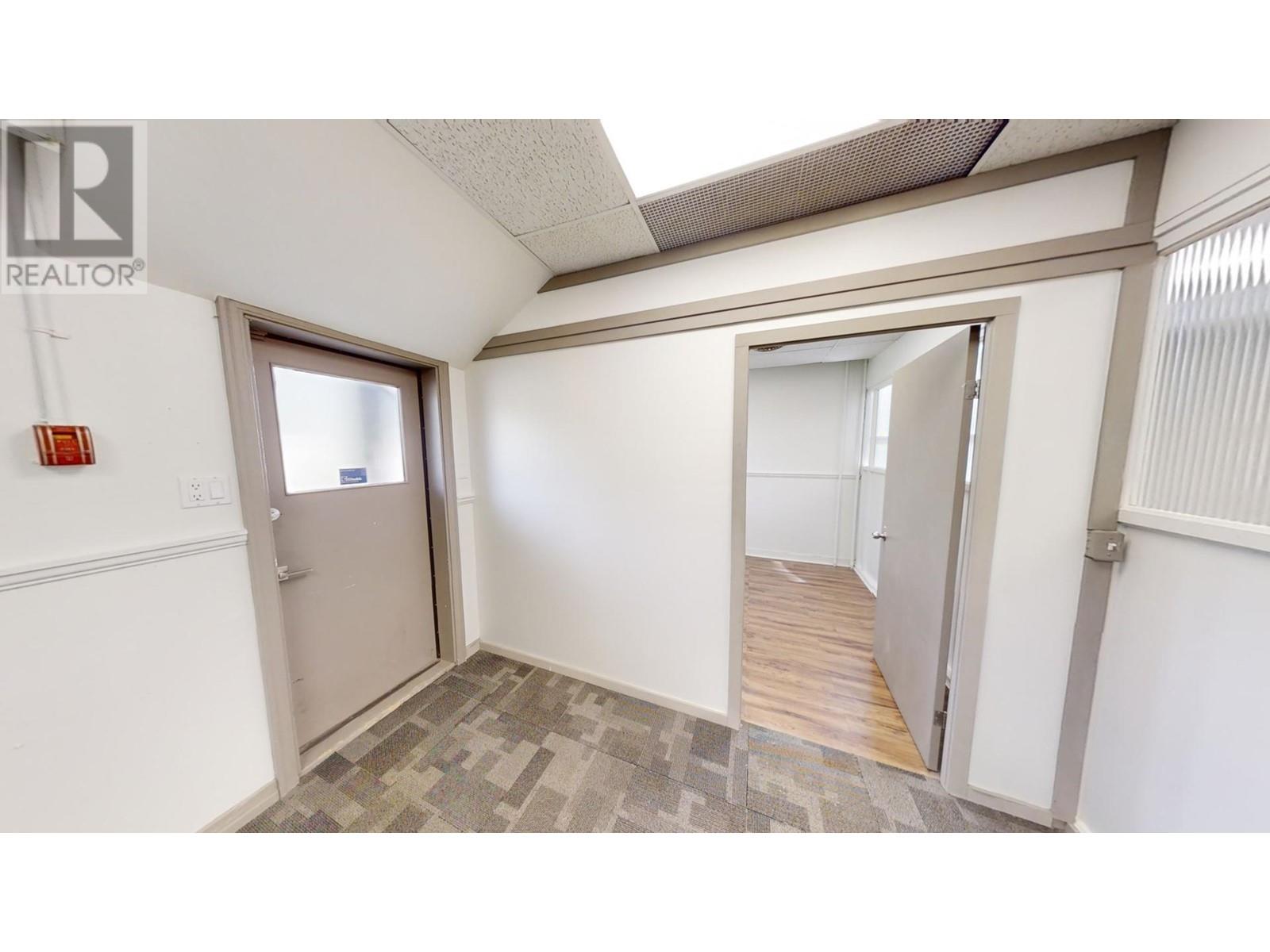 523 Vernon Street Property Photo 10