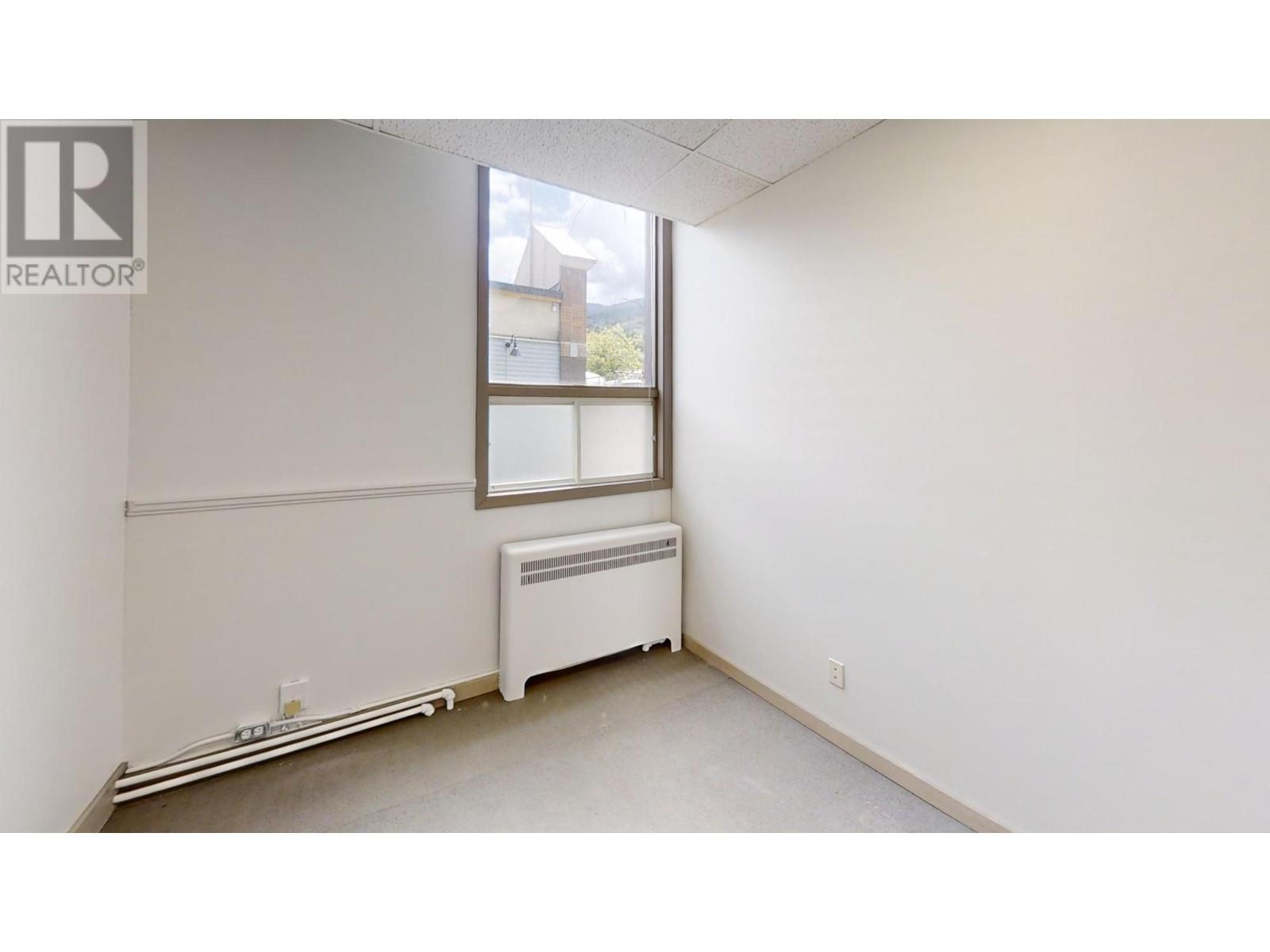 523 Vernon Street Property Photo 17