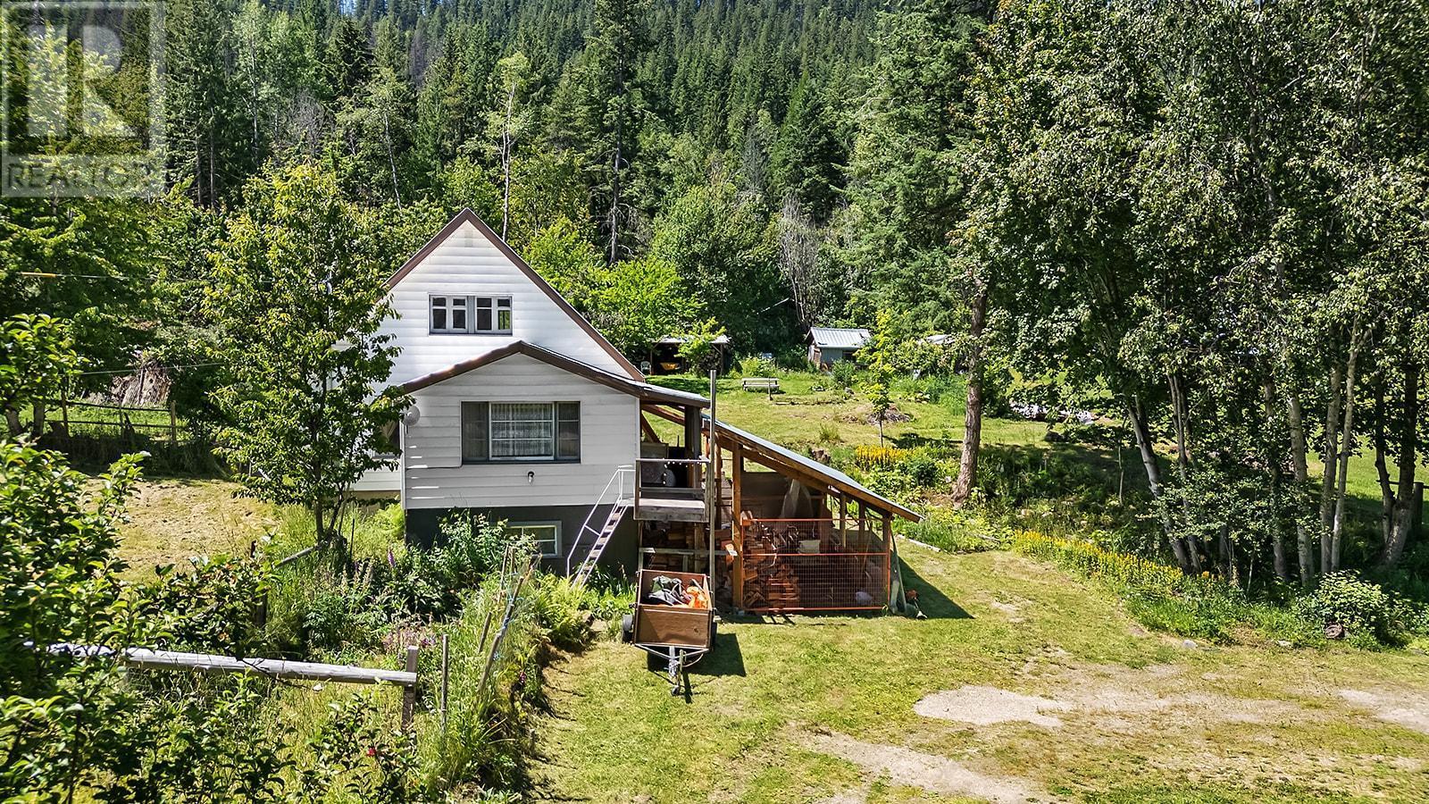 15781 Peters Road Property Photo 2