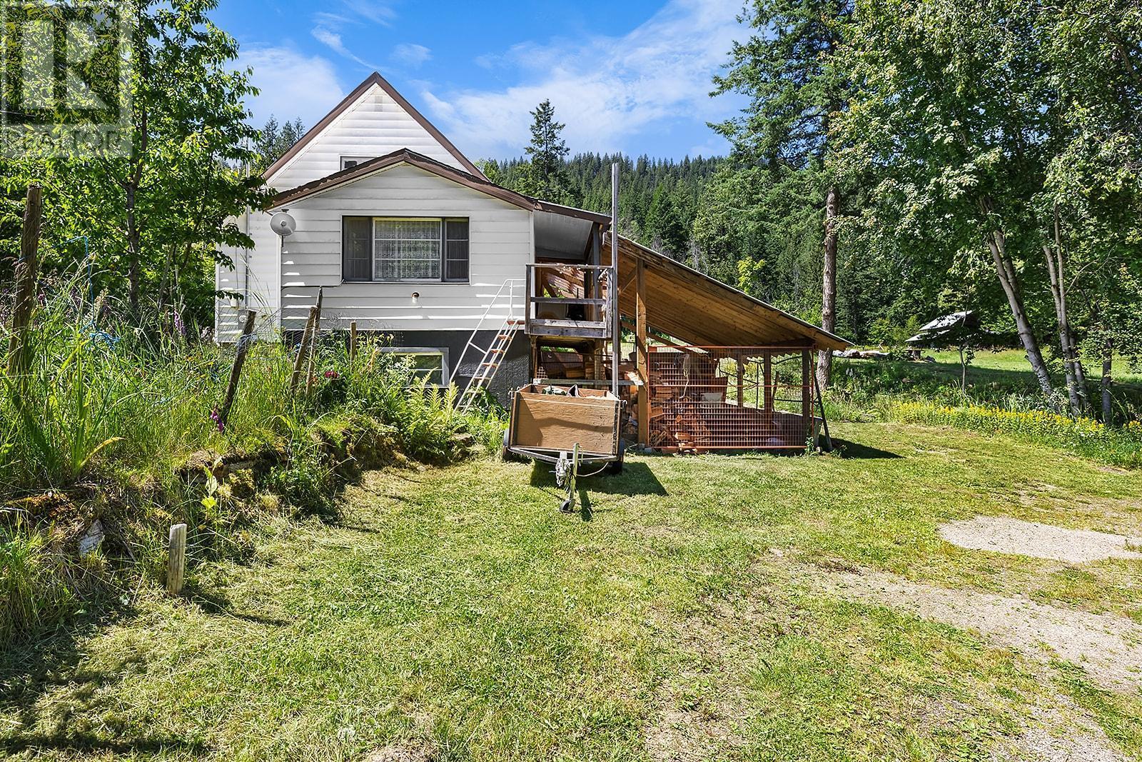 15781 Peters Road Property Photo 3