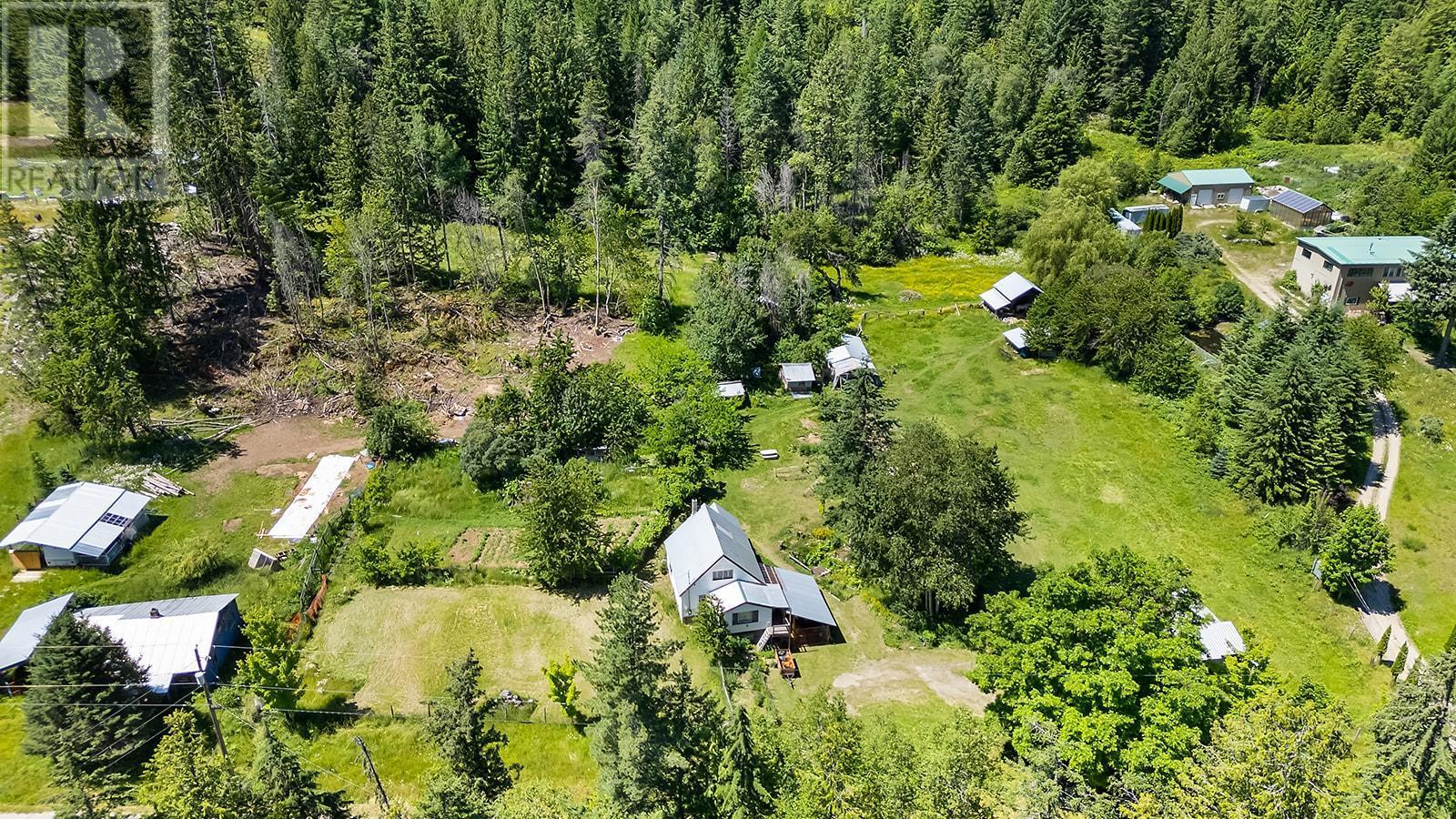 15781 Peters Road Property Photo 5
