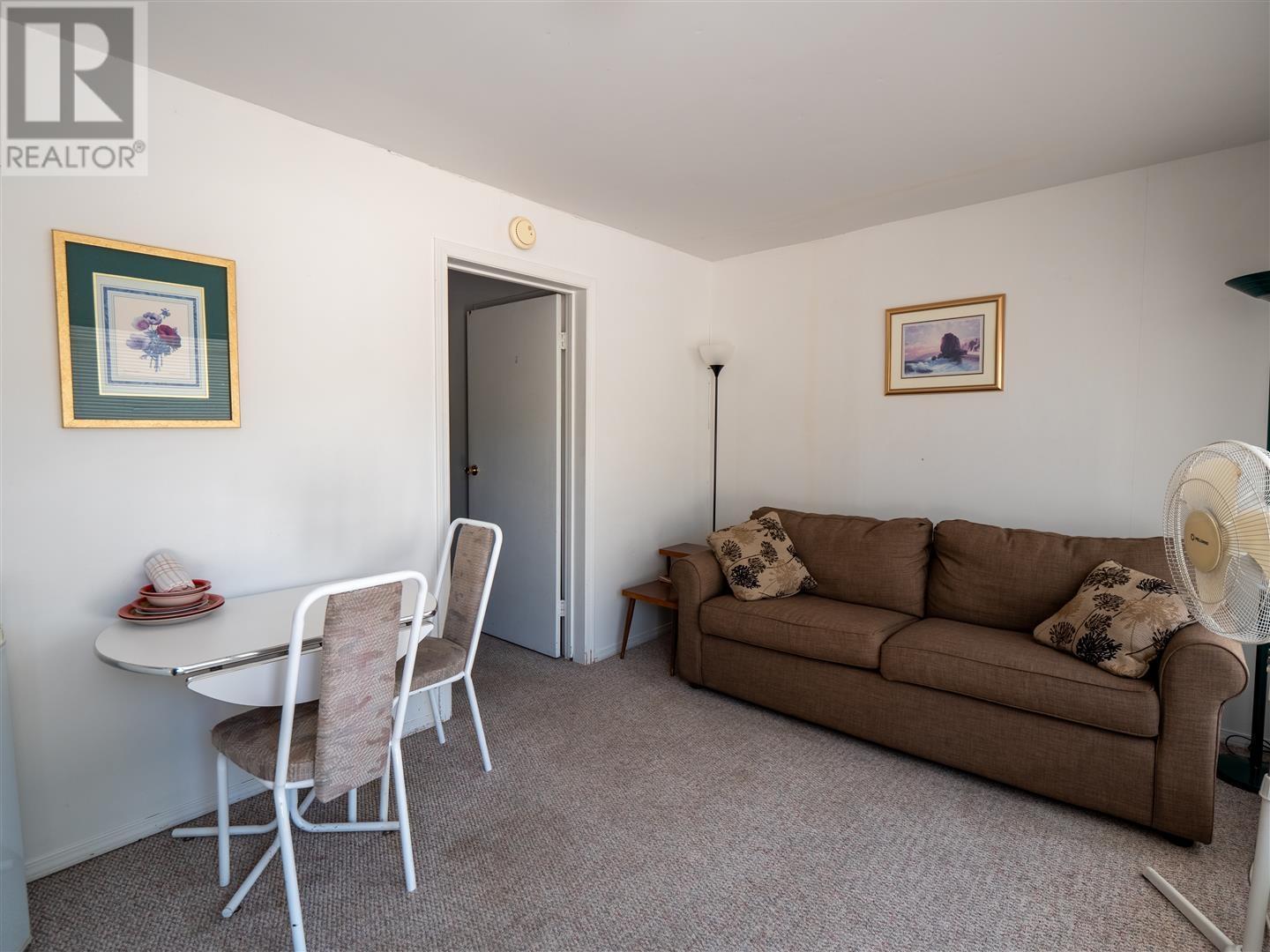 307 2nd Relief Road Property Photo 14