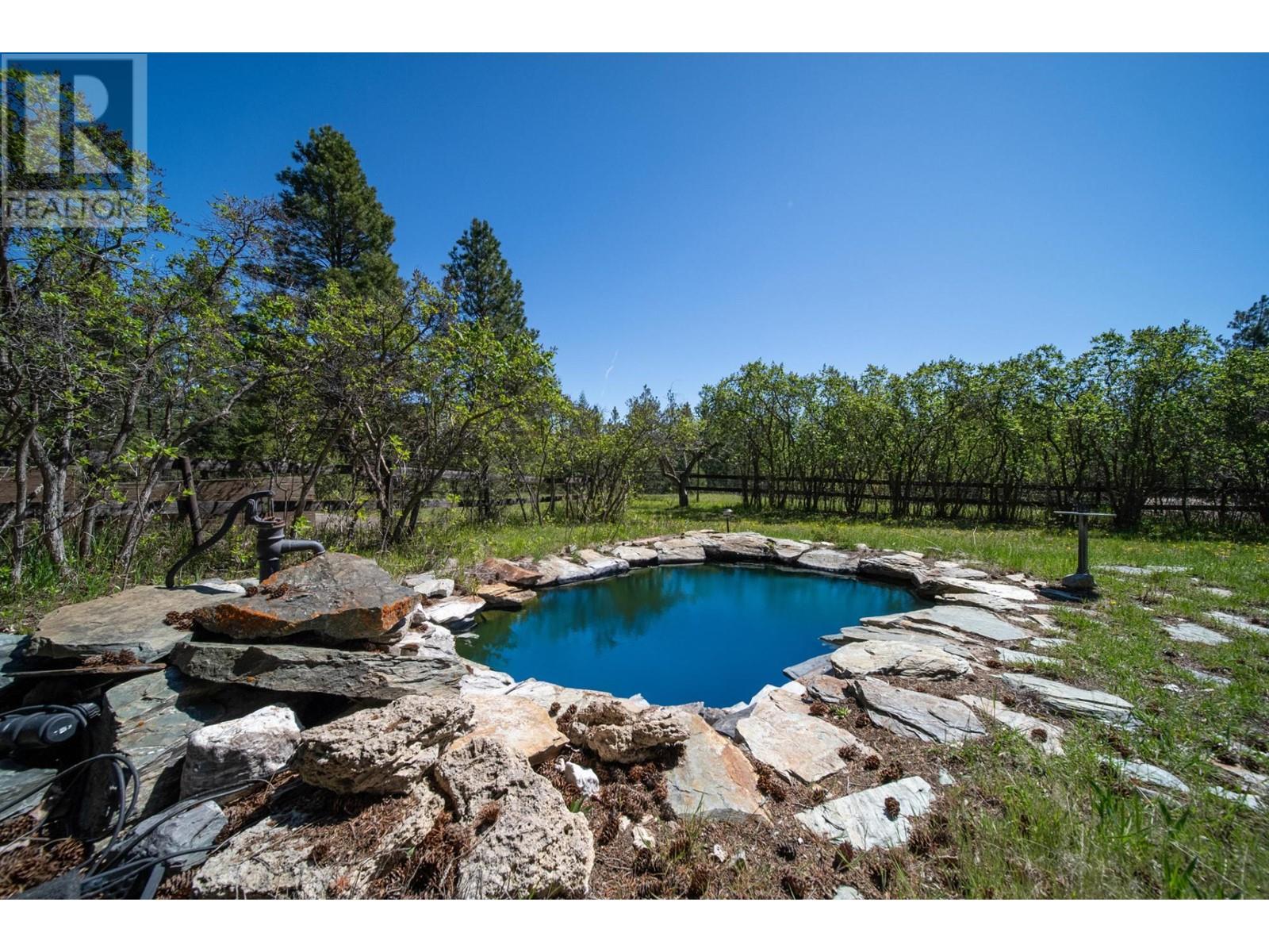 380 Ivy Road Property Photo 31
