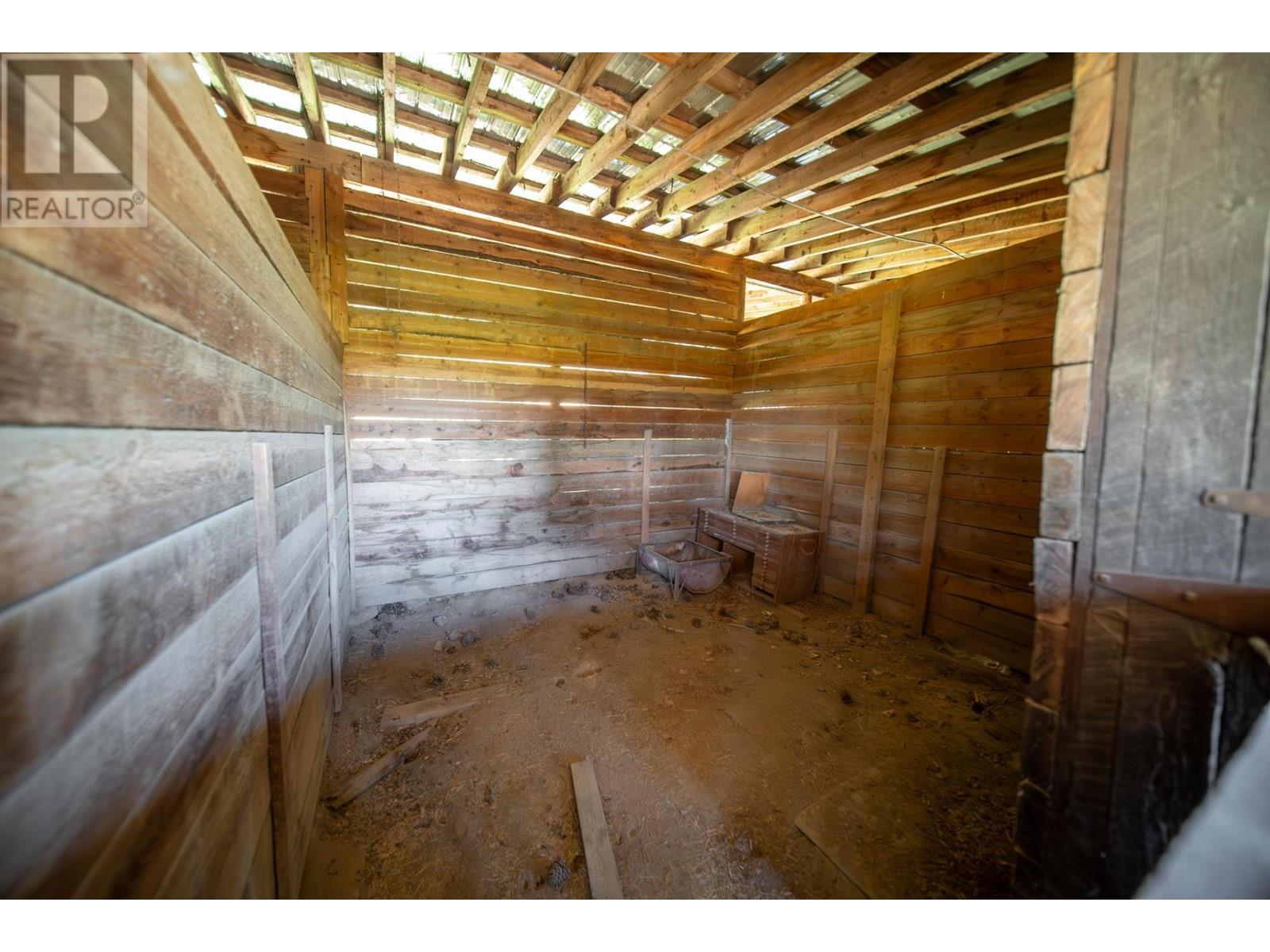 380 Ivy Road Property Photo 38