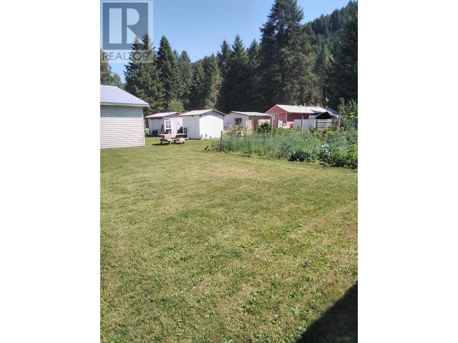 618 Kimberley N Avenue Property Photo 13