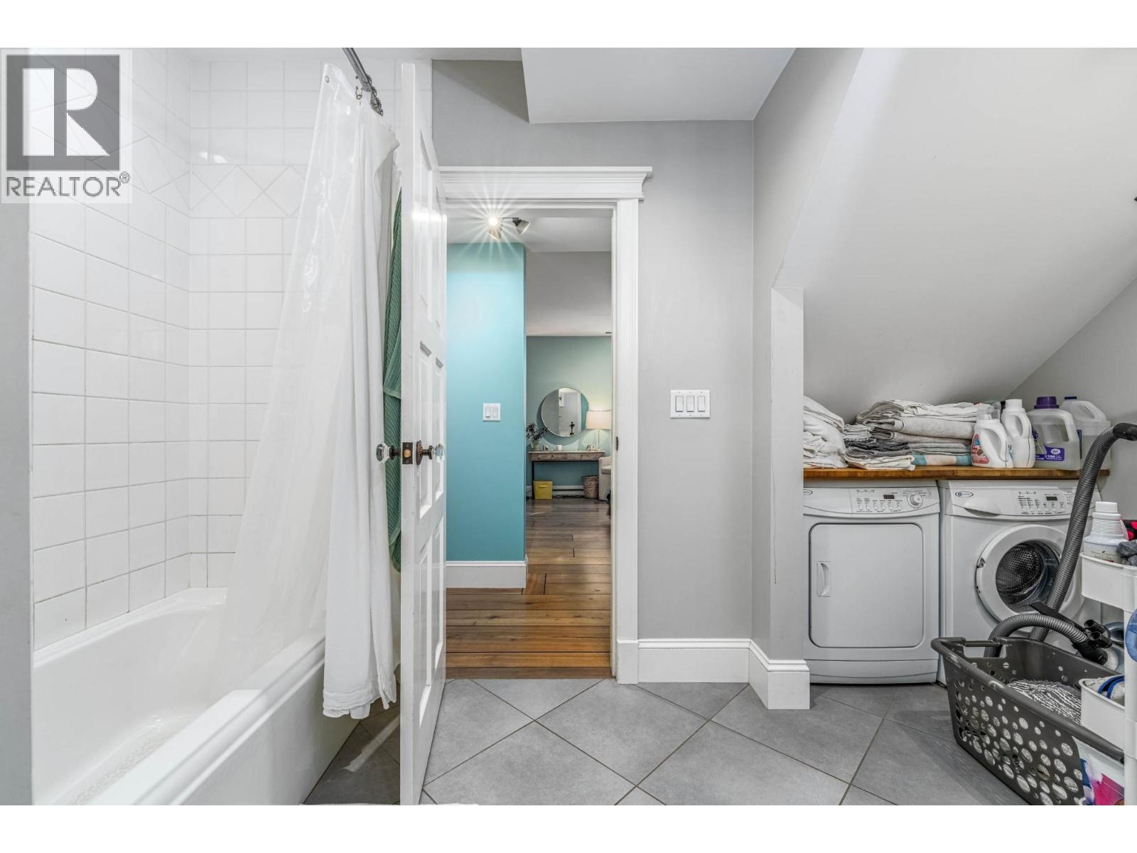 622 5th Avenue Property Photo 52