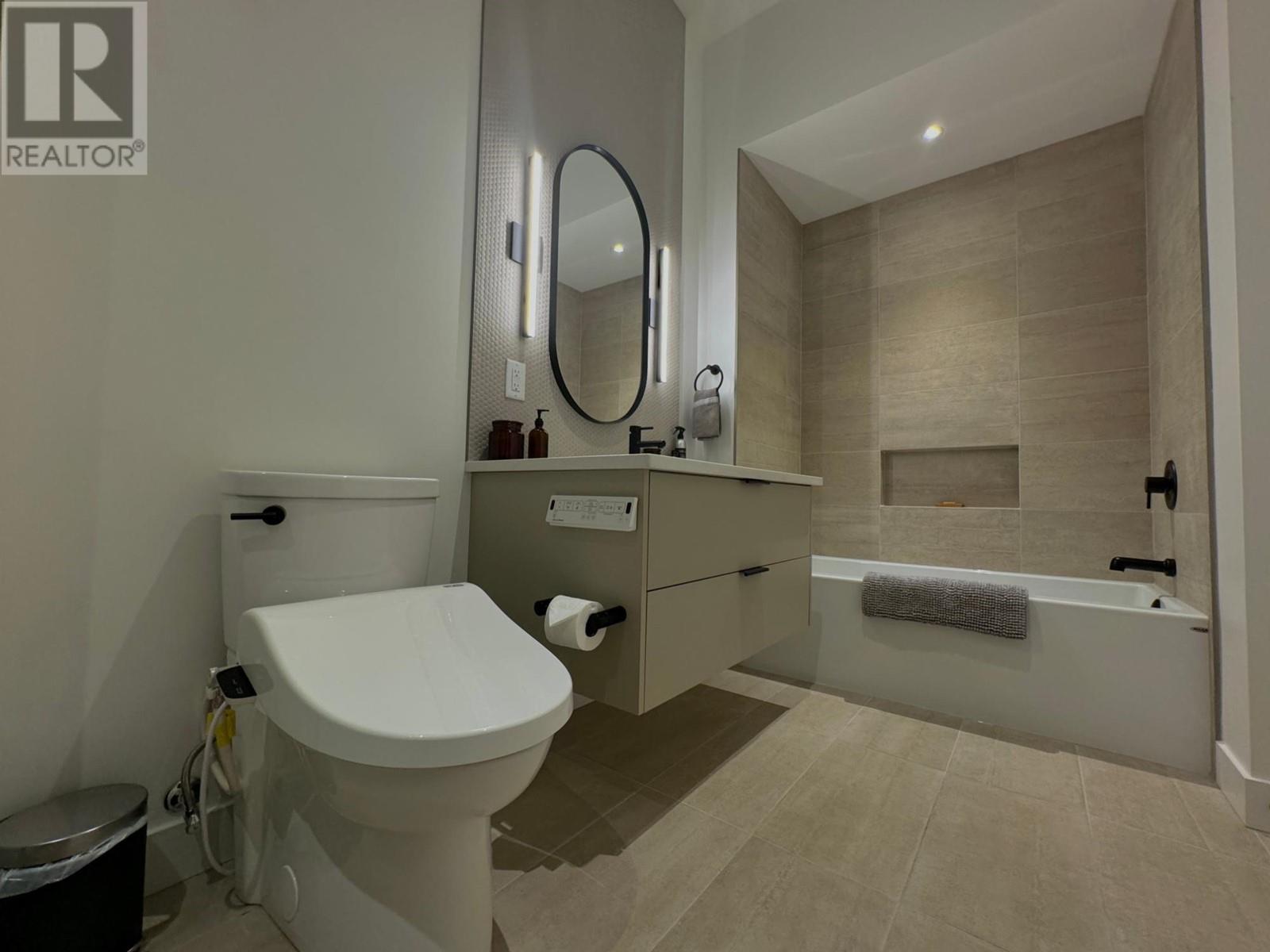 266 Baker Street Unit# 12 Property Photo 30