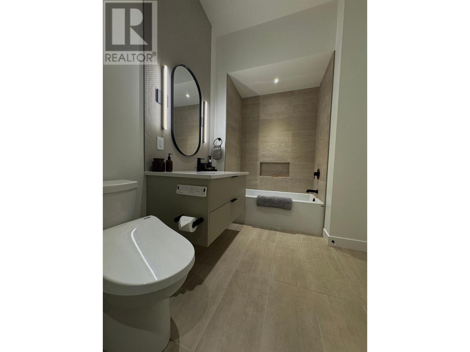 266 Baker Street Unit# 12 Property Photo 31