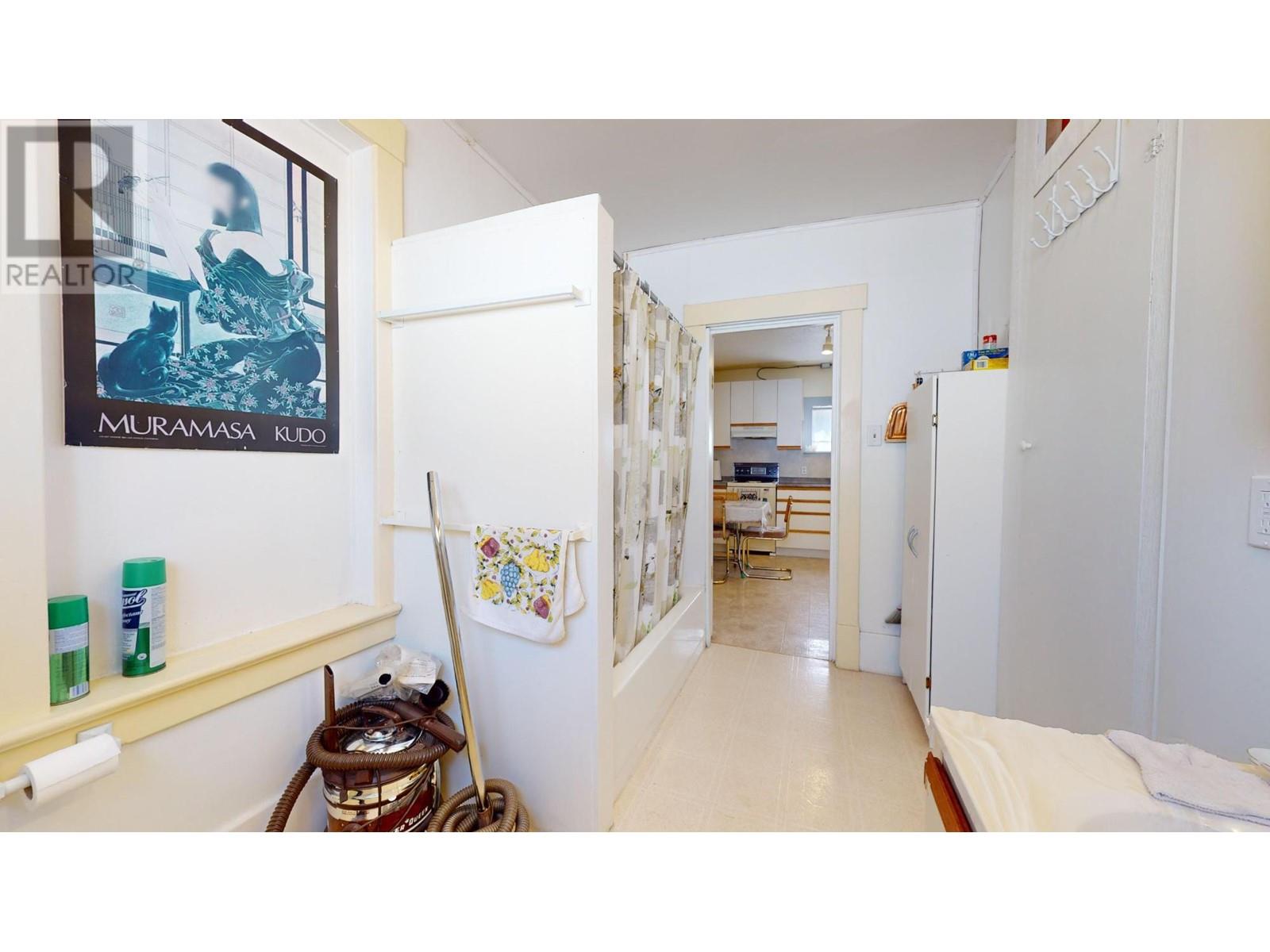 38 12th S Avenue Property Photo 21