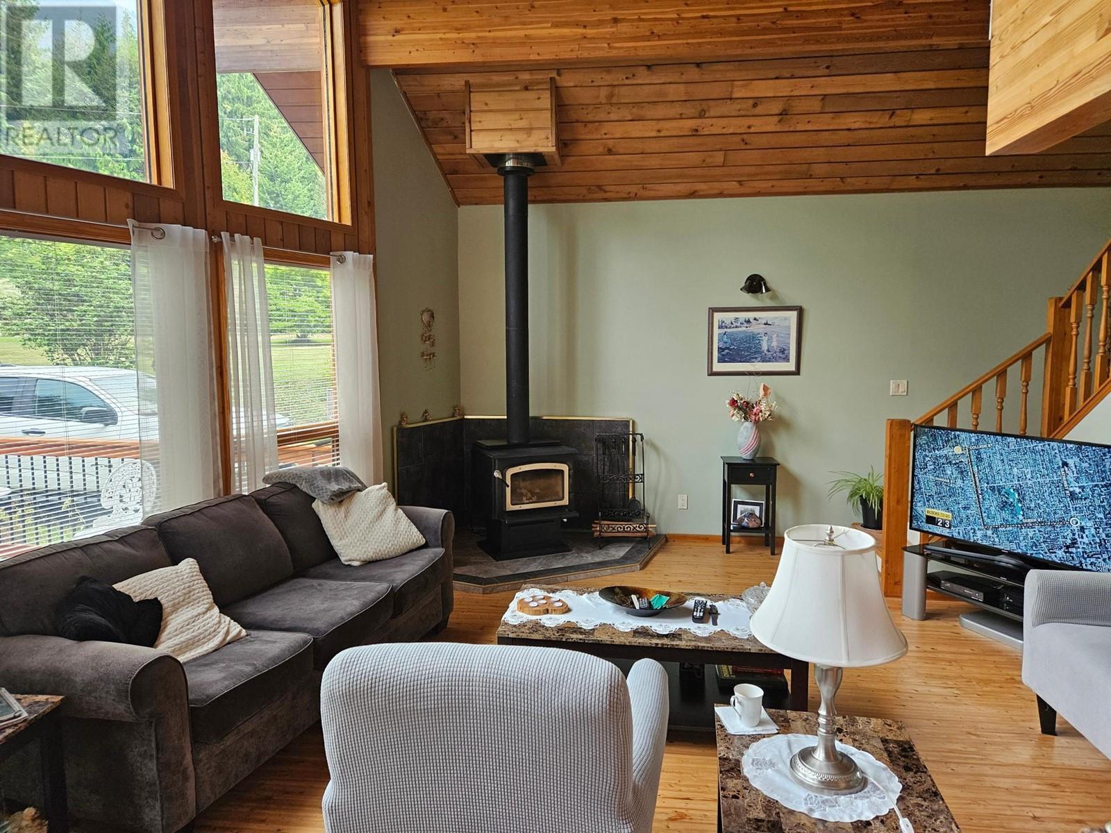 432 Bayles Road Property Photo 7