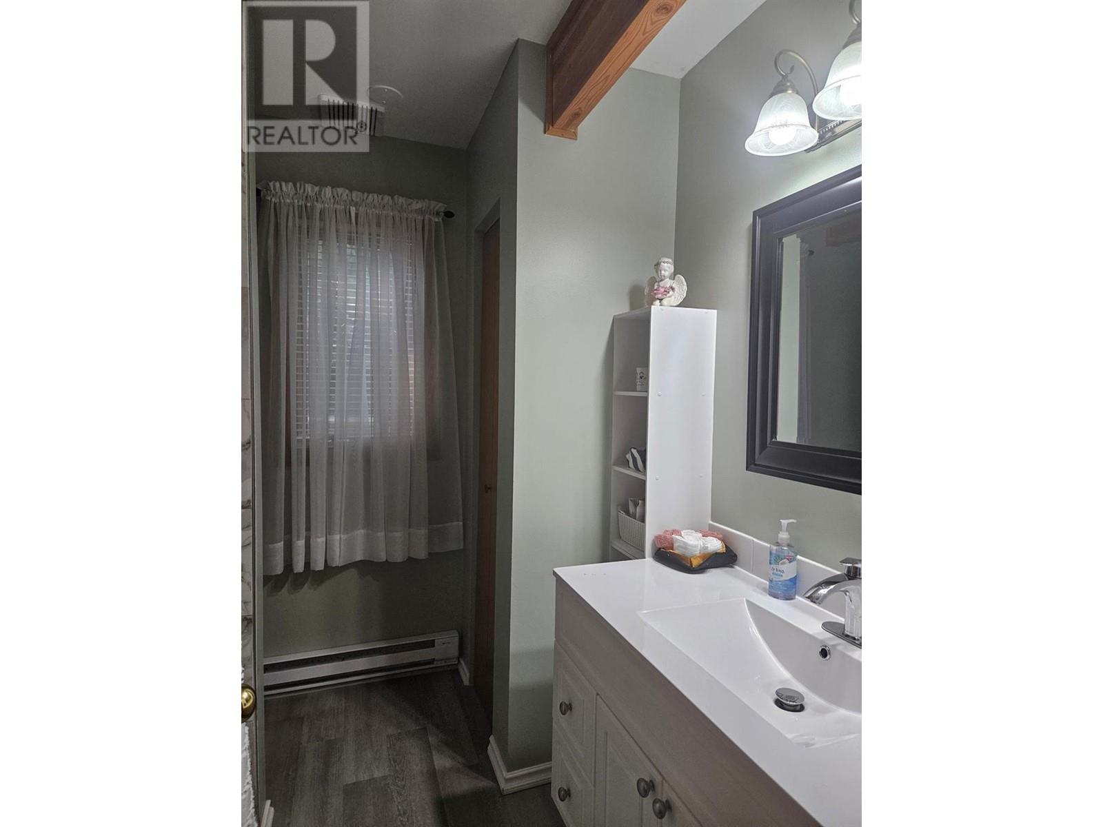 432 Bayles Road Property Photo 11