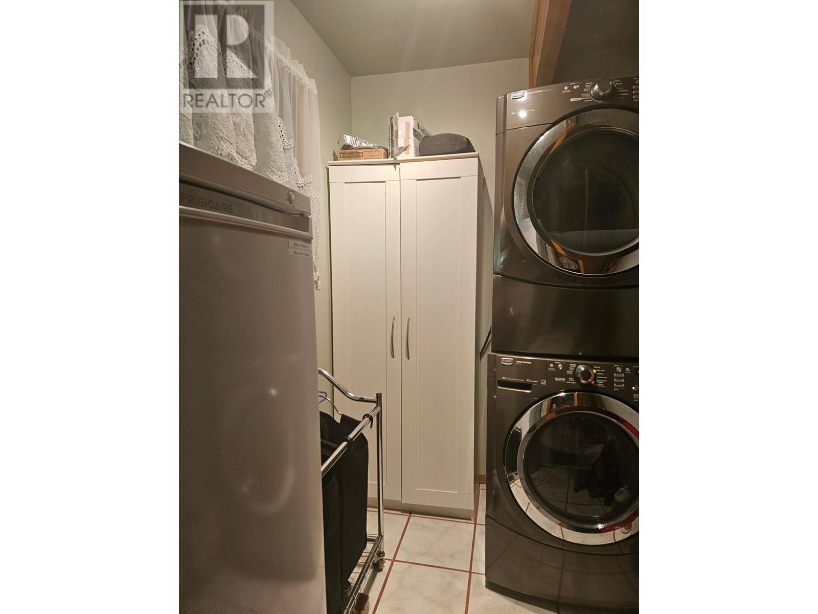 432 Bayles Road Property Photo 13