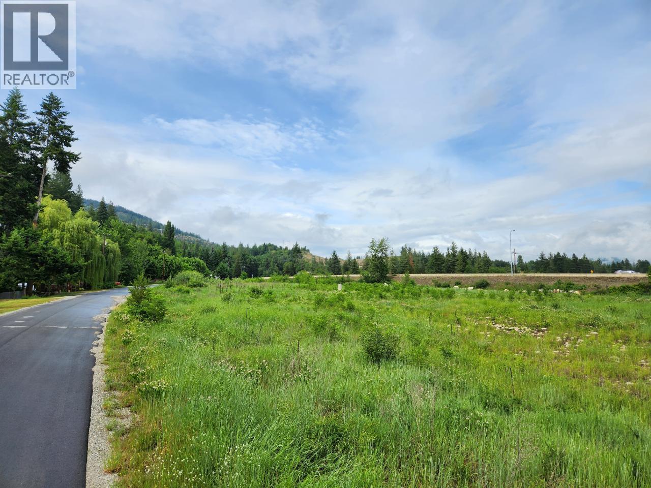 Block 16 22 Highway Property Photo 1