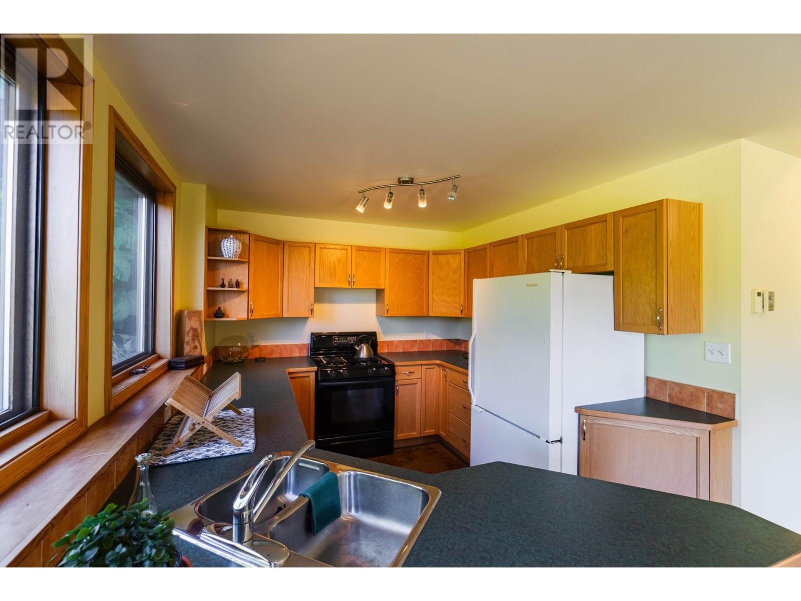 4625 Crescent View Drive Property Photo 58