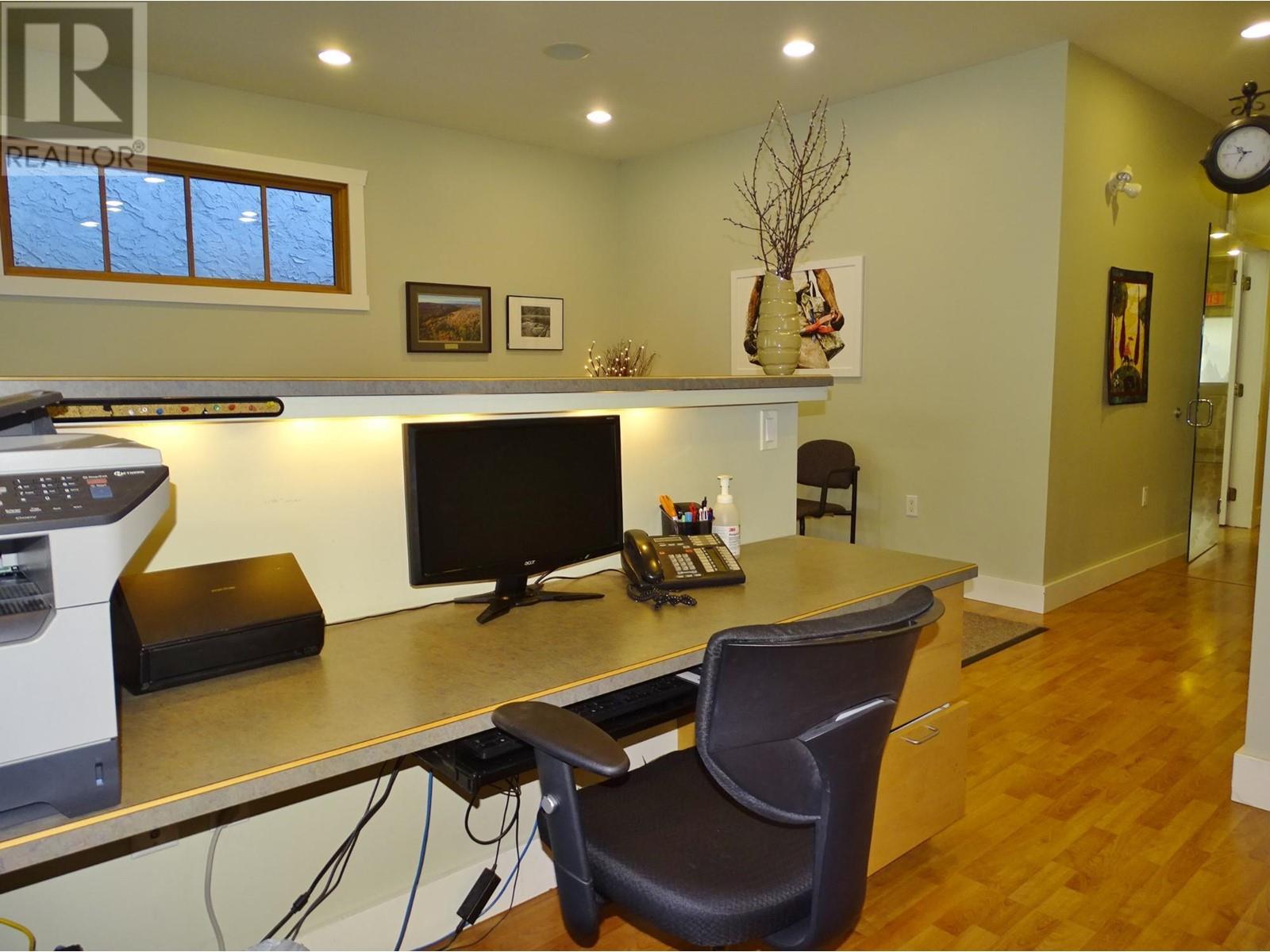 1570 Bay Avenue Property Photo 7