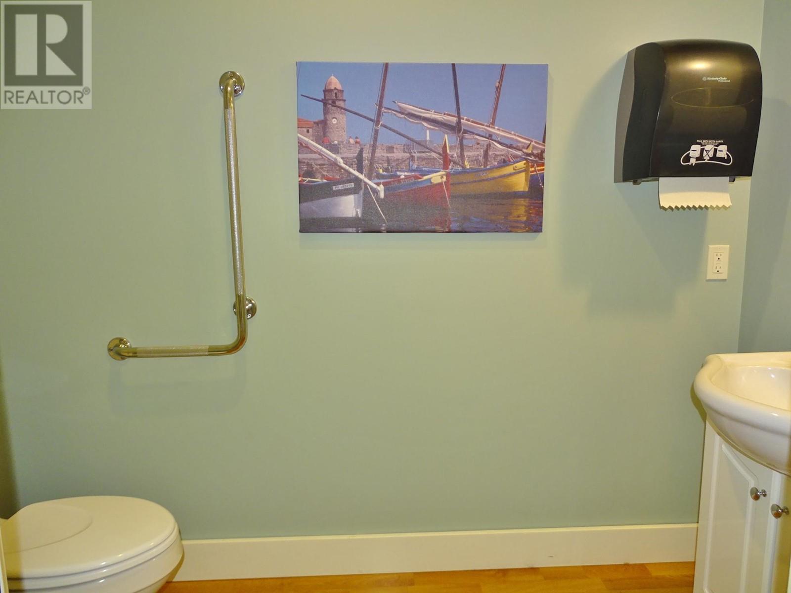 1570 Bay Avenue Property Photo 11