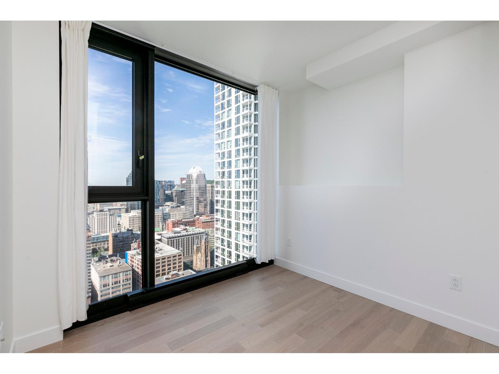 1210 Rue Jeanne-mance, #3807 Property Photo 2