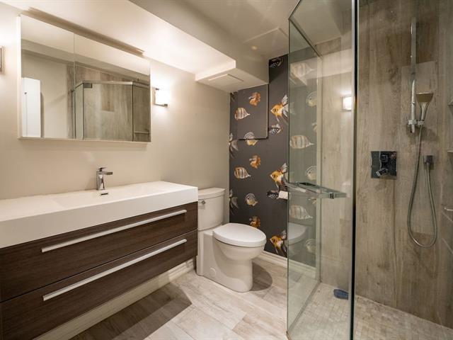 1581 Av. Du Docteur-penfield, #301 Property Photo 10
