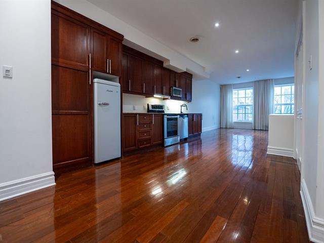 1581 Av. Du Docteur-penfield, #301 Property Photo 15