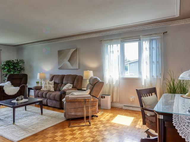 55 Rue Du Duc-de Lévis Property Photo 8