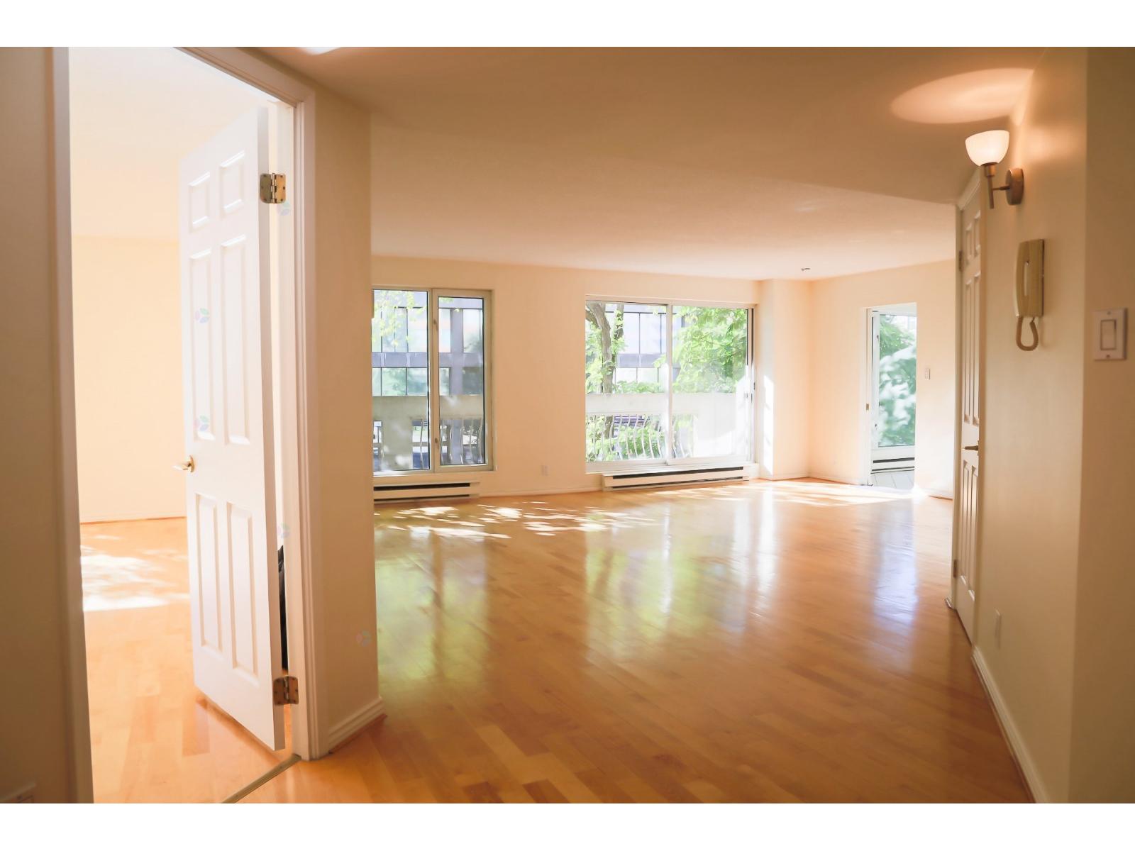 1080 Rue St-Mathieu, #201