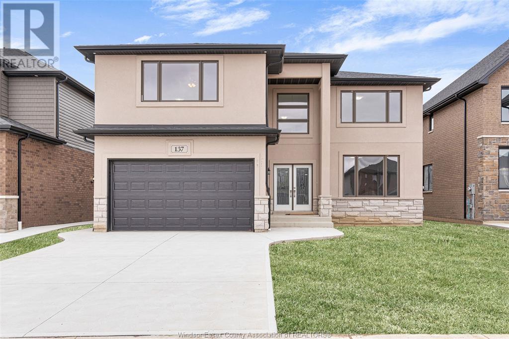 101 KINGSBRIDGE Unit# LOT 44 Property Photo 1