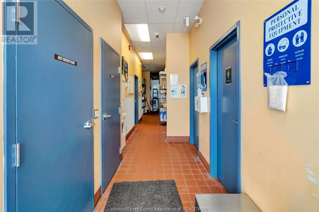 33 Amy Croft Unit# 4 Property Photo 29